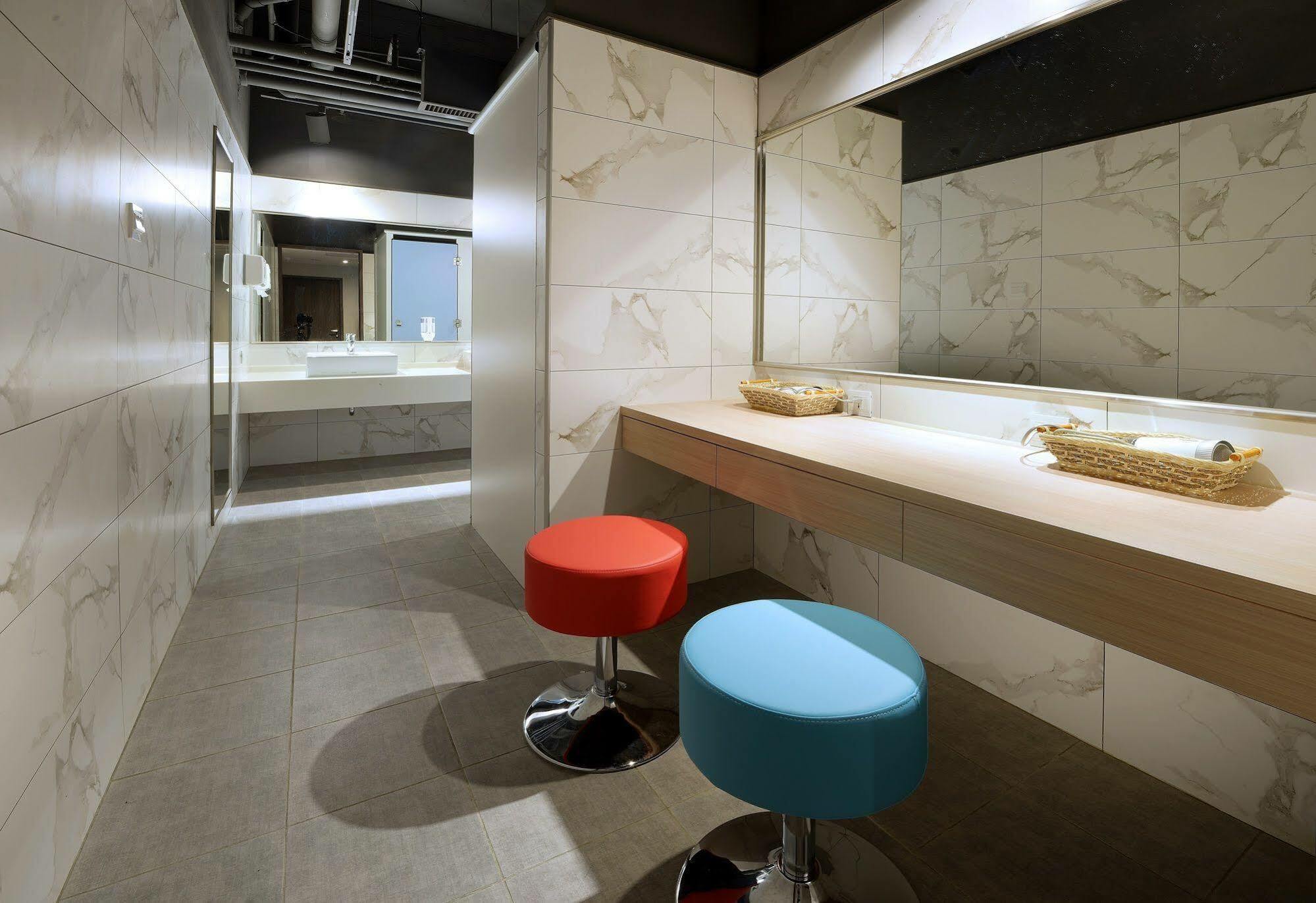 Park City Inn & Hostel Yonghe Bagian luar foto