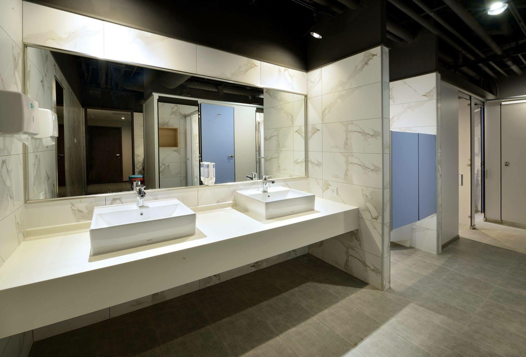 Park City Inn & Hostel Yonghe Bagian luar foto