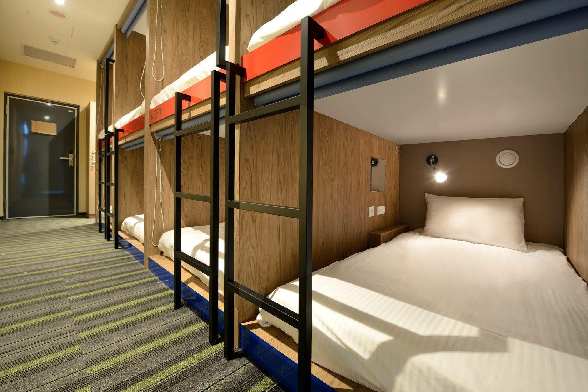 Park City Inn & Hostel Yonghe Bagian luar foto
